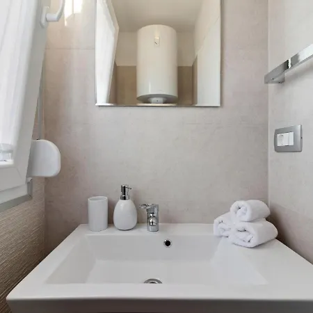 Villa Serene Holiday In Novigrad With Private Pool