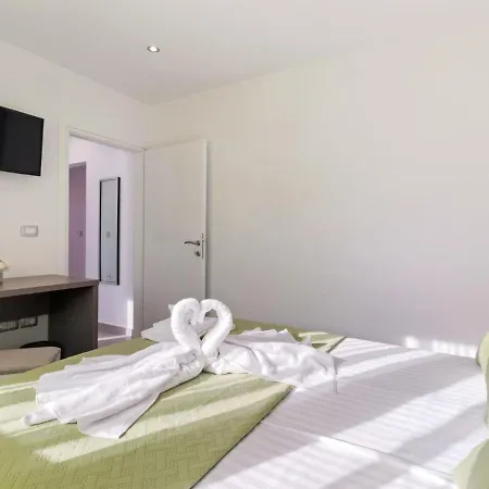 Villa Serene Holiday In Novigrad With Private Pool