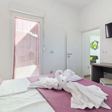 Serene Holiday In Novigrad With Private Pool * Novigrad Istria