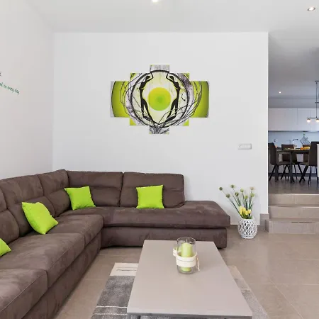Serene Holiday In Novigrad With Private Pool Villa *